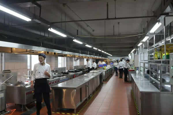 餐廳后廚設(shè)計(jì)詳解，隨便一條都很要命